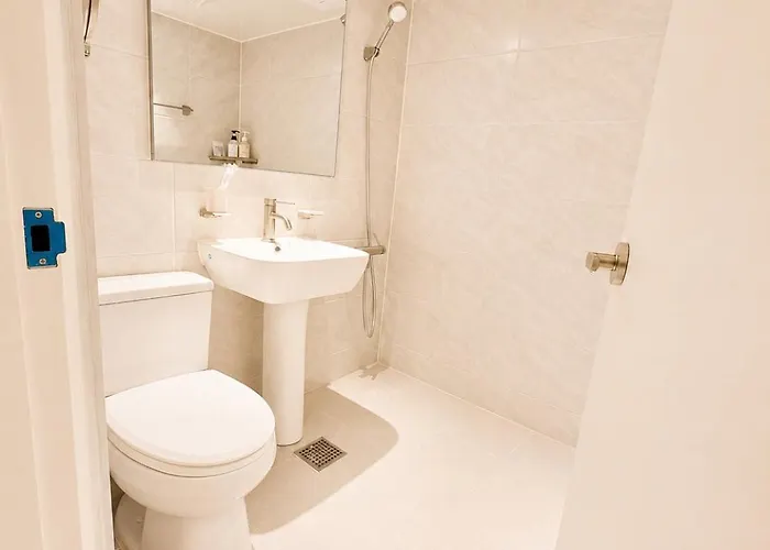 Olli Haus Hotel *